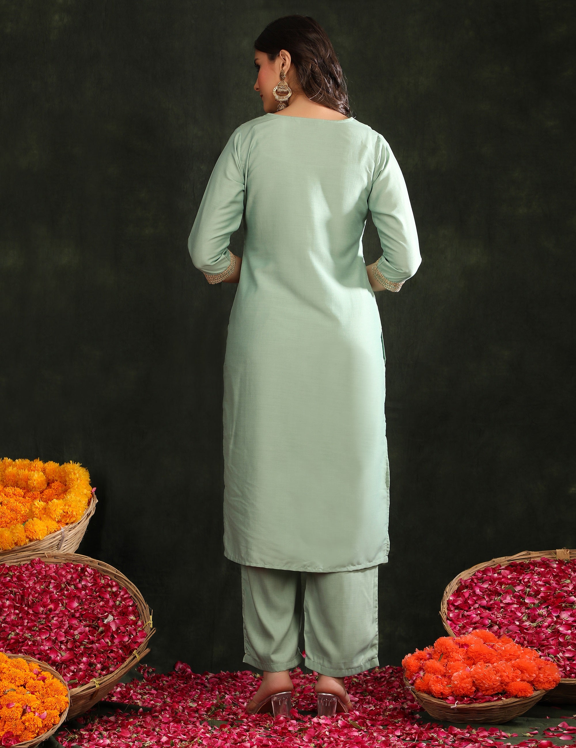 Women Ethnic Motifs Embroidered Regular Thread Work Kurta with Trousers & With Dupatta